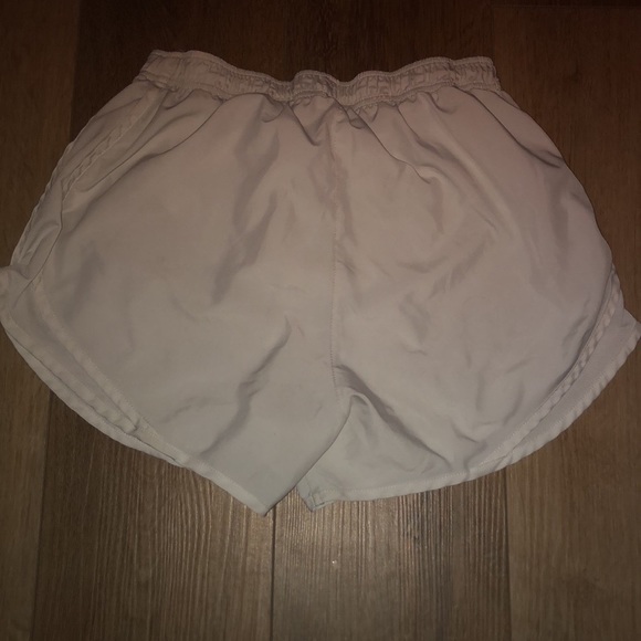 🟢 nike white athletic shorts - Picture 3 of 4